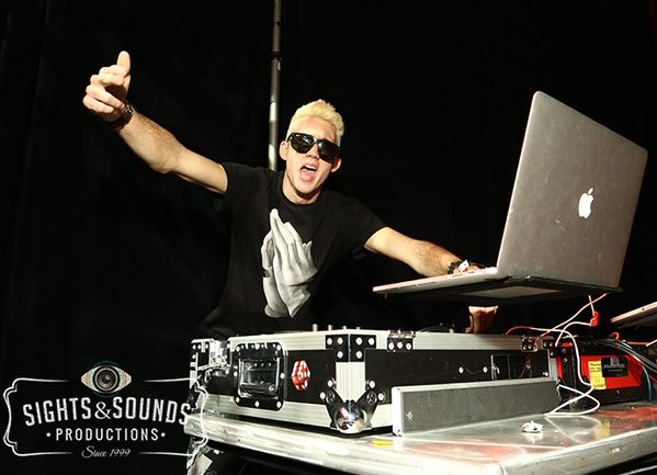 JackEL DJing at the Hard Rock Cafe in Vegas during the AE Expo | Credit: Sights & Sounds Production
