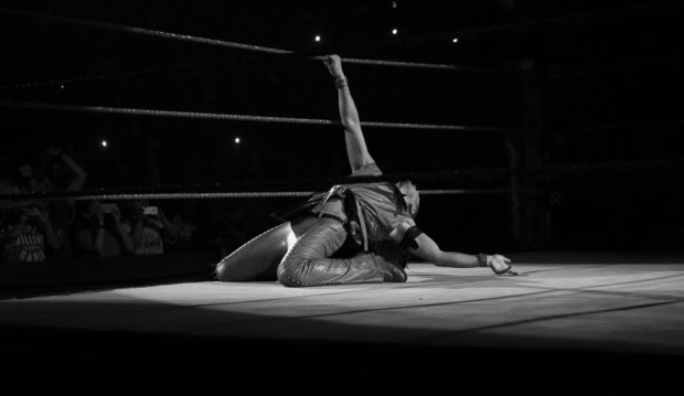 wwe-Shinsuke-Nakamura-debut_bw